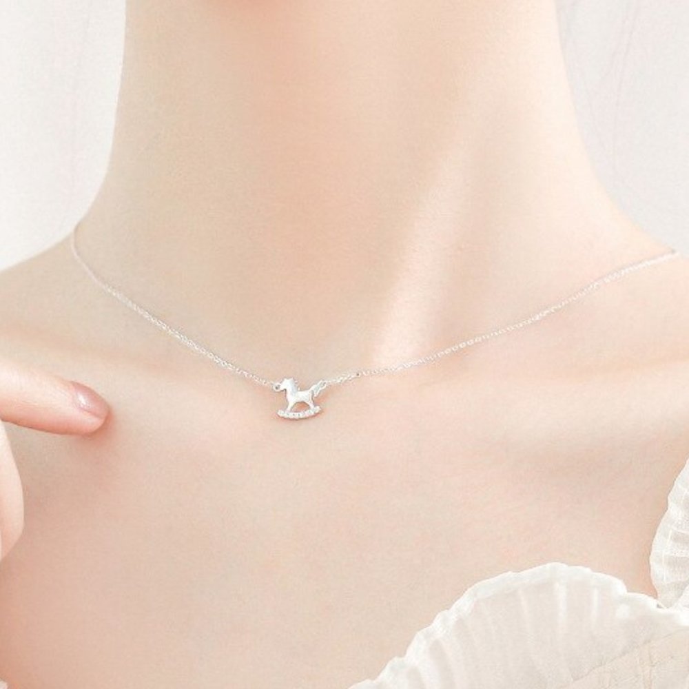 NEW Silver Cute Horse Necklace - Picture 1 of 5